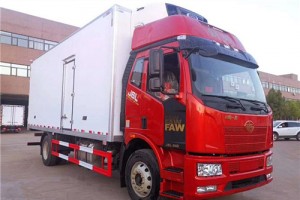 解放J6L单桥冷藏车