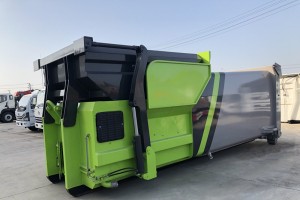 10至12立方压缩式移动垃圾站