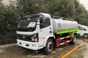 东风9立方洒水车