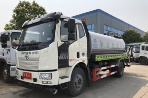 解放J6洒水车