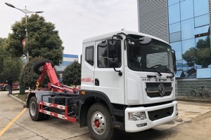 东风D9勾臂车