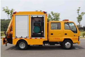 五十铃带吊救险车