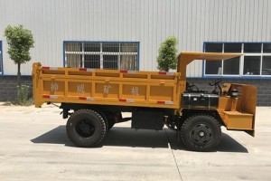 6吨六轮矿车
